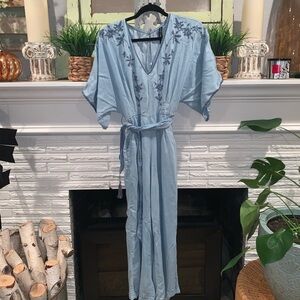 Ban.Jara Anthropologie Embroidered V-Neck Cropped Chambray Jumpsuit Medium